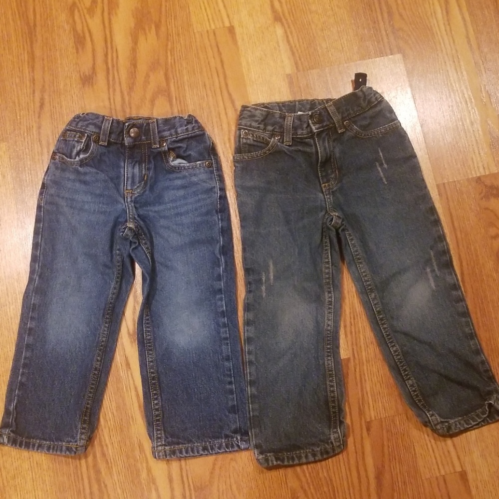 2 pairs of 3t boy jeans